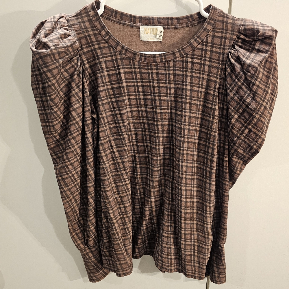 Nations LTD  Womans Romy XS Long Sleeve Puffed Shoulder Top